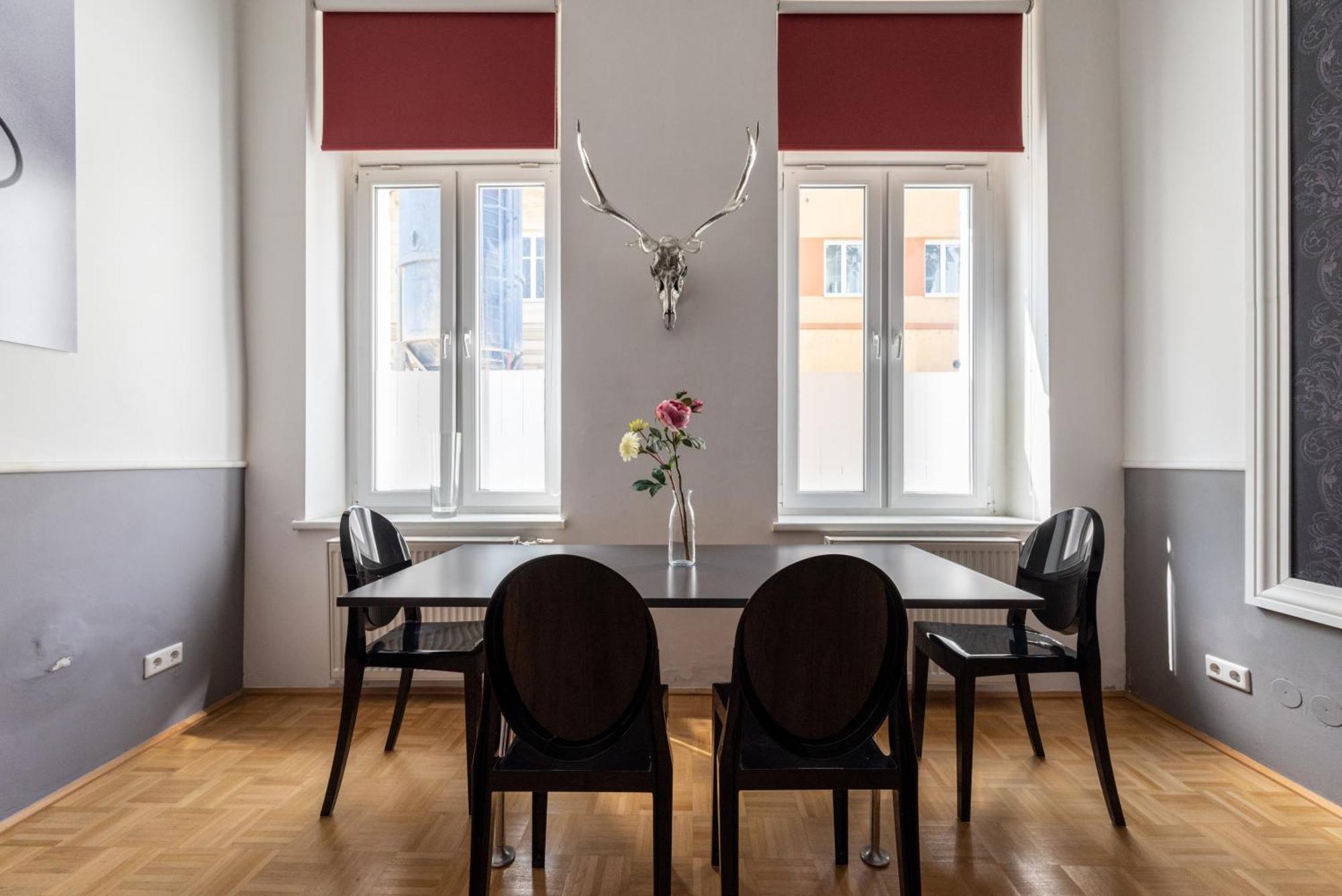 Apartment Unique 1br Oasis Near Subway By Hm