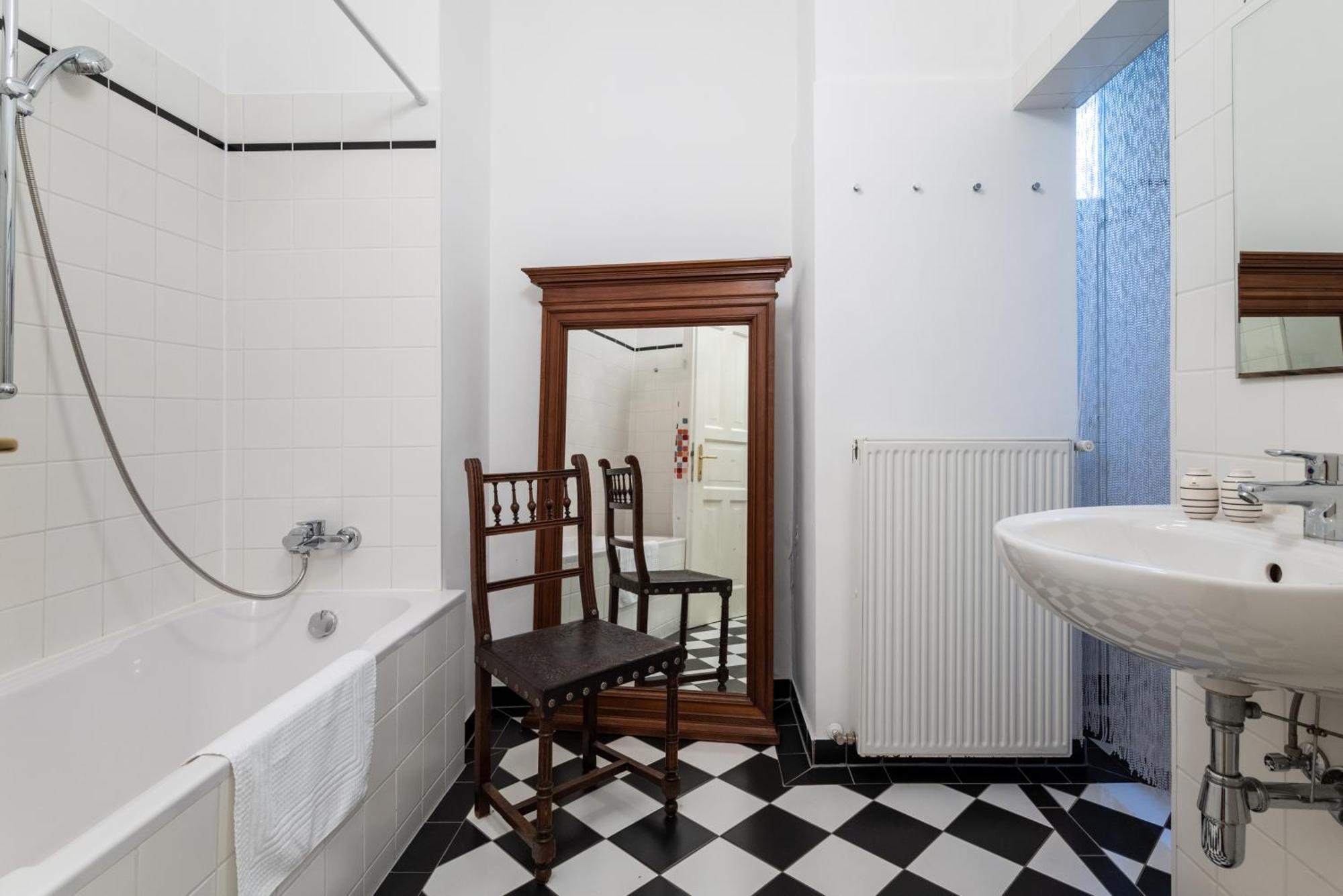 Unique 1br Oasis Near Subway By Hm Wien